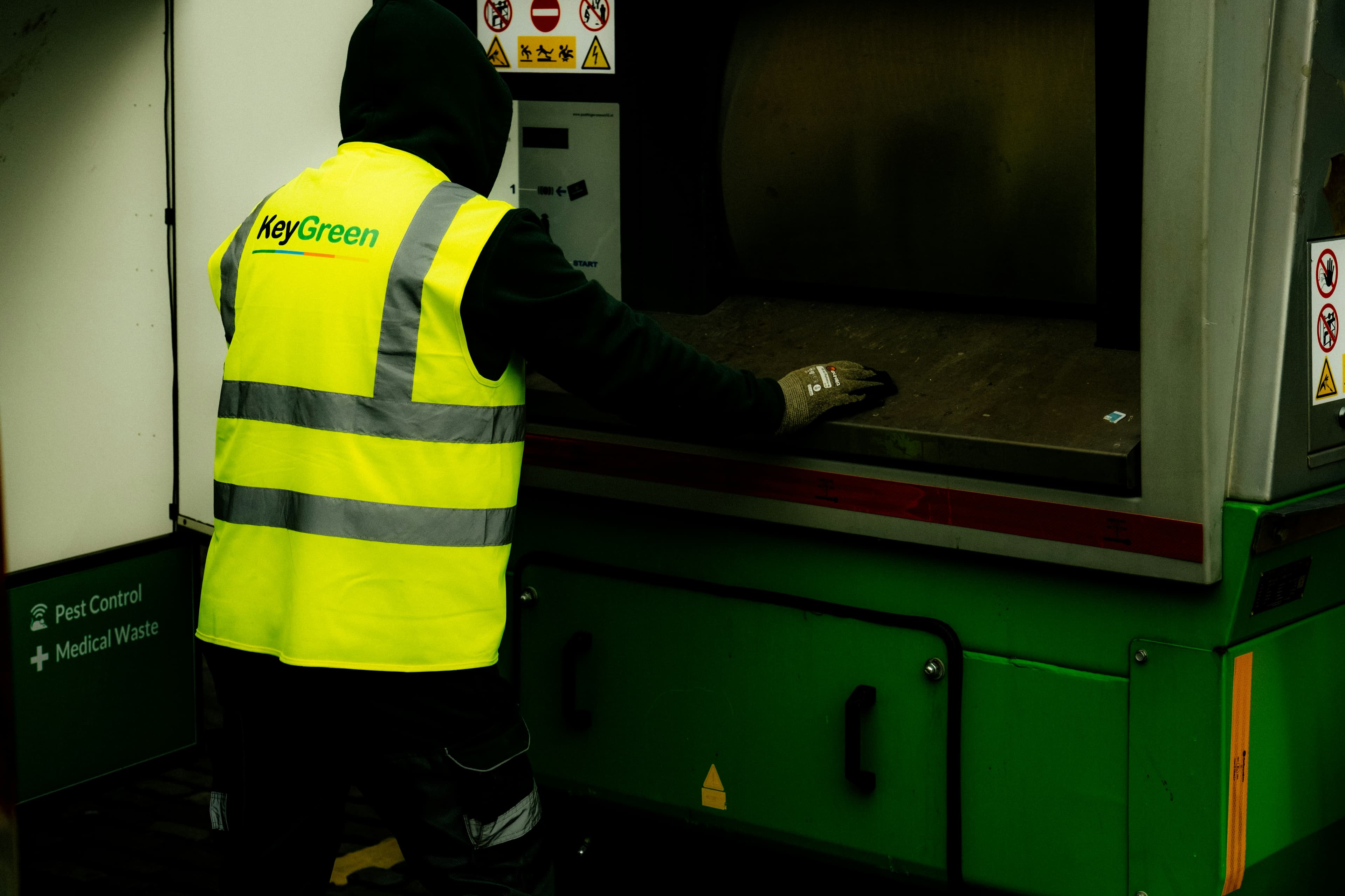 Segregated clinical waste handling and compliant disposal context